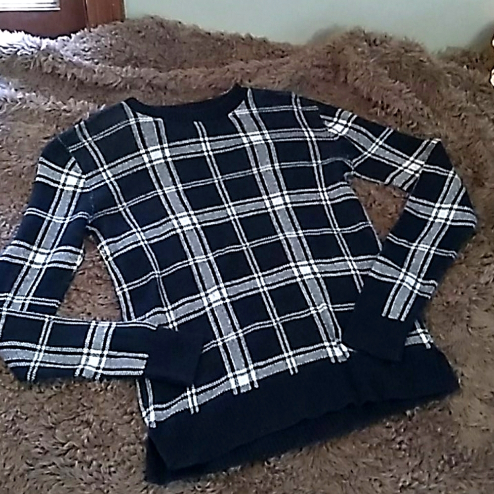 Crew neck sweater